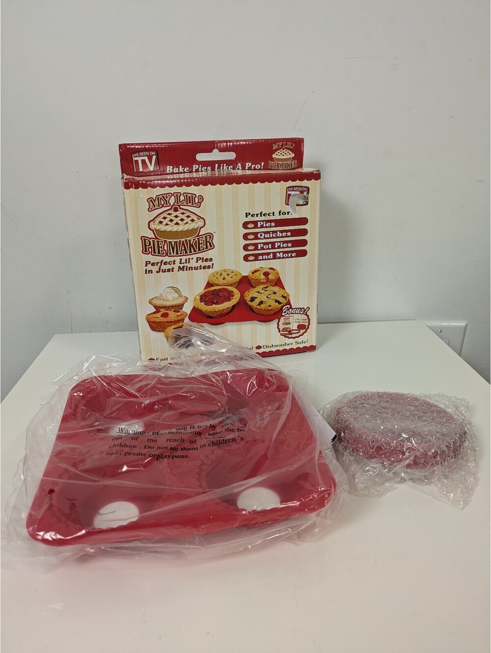 My Lil' Pie Maker Silicone Baking Pan Set – As Seen on TV – New Open Box